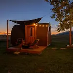 Luksusowy namiot Razbibriga - Riverside Pod By Iglena *