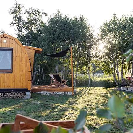 豪华帐篷 Razbibriga - Riverside Pod By Iglena