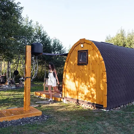 Campismo de Luxo Razbibriga - Riverside Pod By Iglena