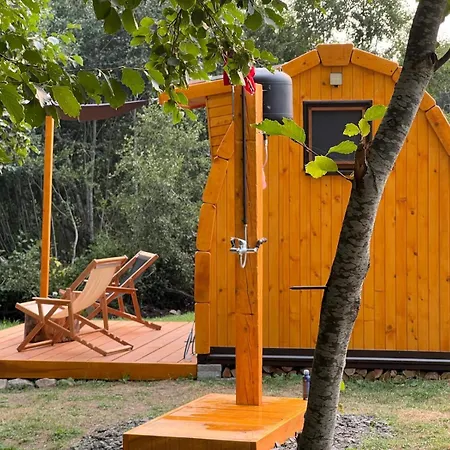 Razbibriga - Riverside Pod By Iglena Campismo de Luxo