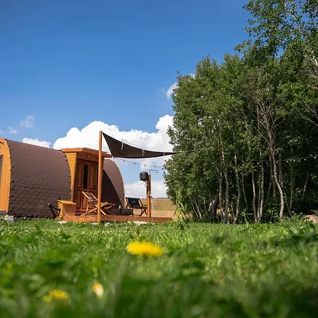 Razbibriga - Riverside Pod By Iglena Campismo de Luxo