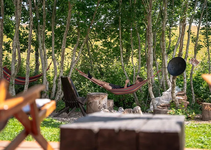 Razbibriga - Riverside Pod By Iglena 豪华帐篷 库普雷斯