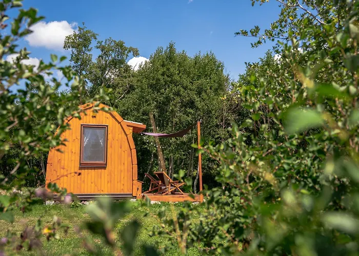 豪华帐篷 Razbibriga - Riverside Pod By Iglena *